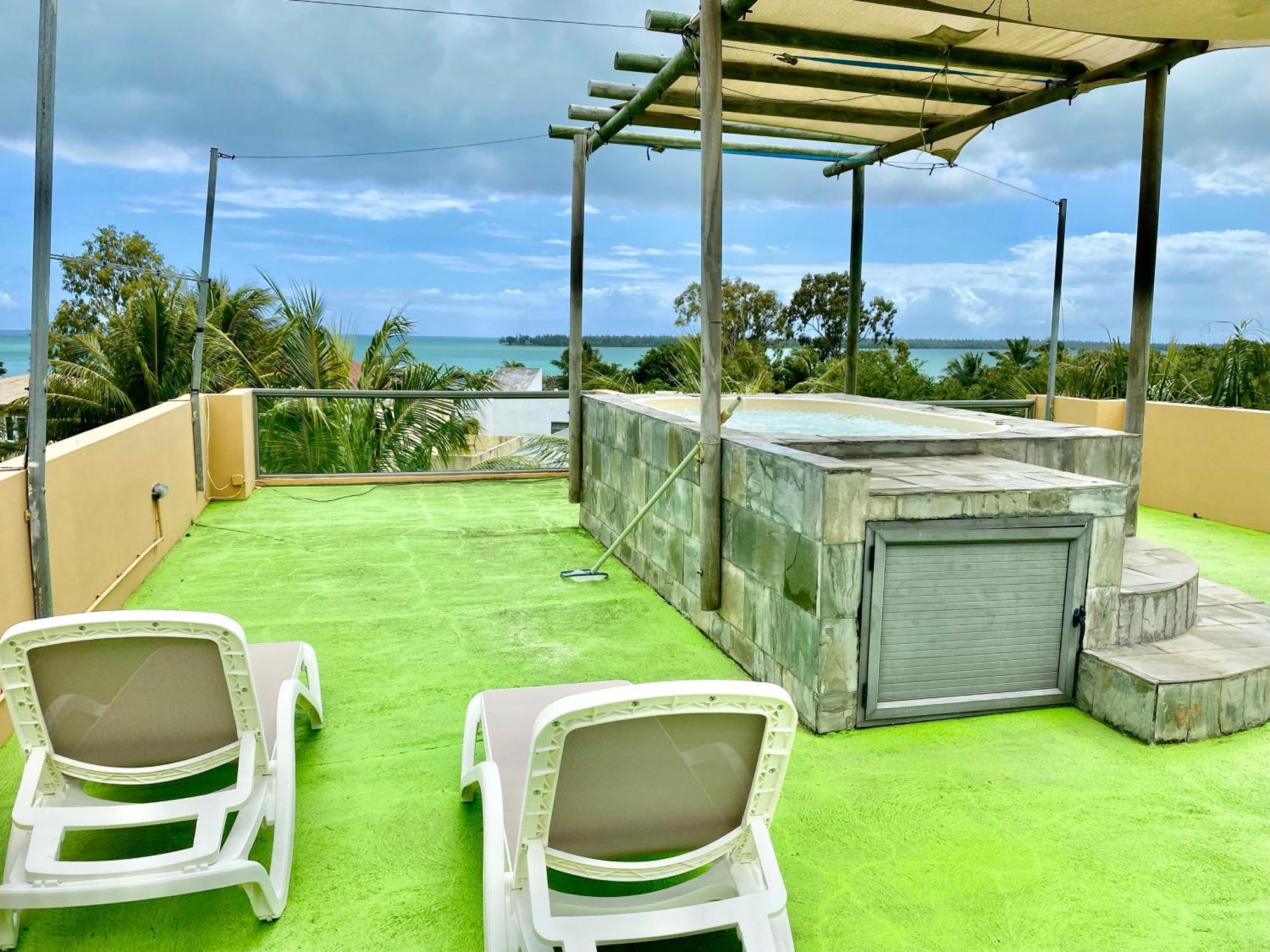 Luxe Exotica Apartments La Gaulette Exterior foto